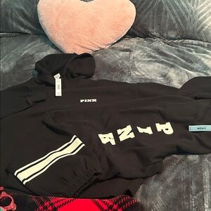 PINK Victoria's Secret woman’s Black Sweatshirt brand new M matching pants S